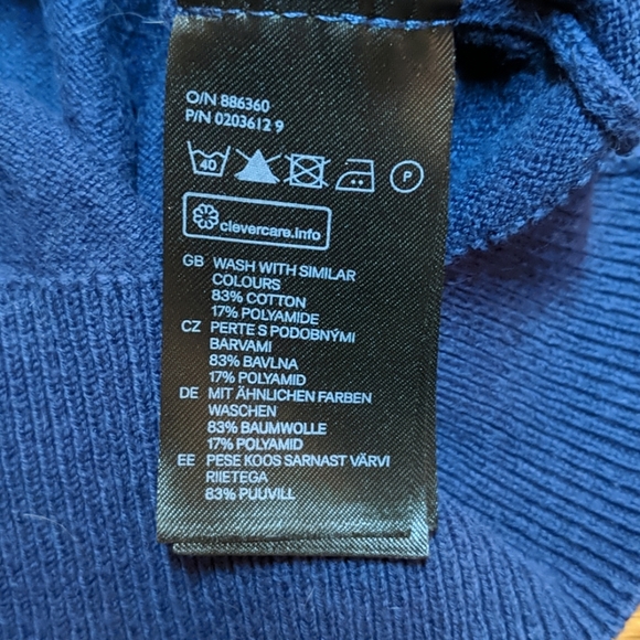 Divided button up blue cardigan - Picture 3 of 3